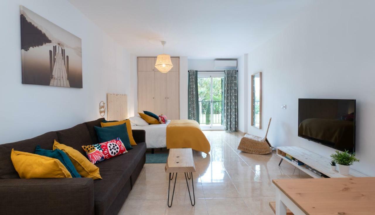 Minerva Suites By Kaarina Benalmádena Dış mekan fotoğraf